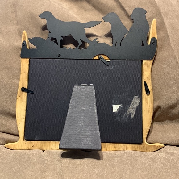 RUSTIC ANTLER HUNTING DOG PICTURE FRAME - Picture 13 of 15